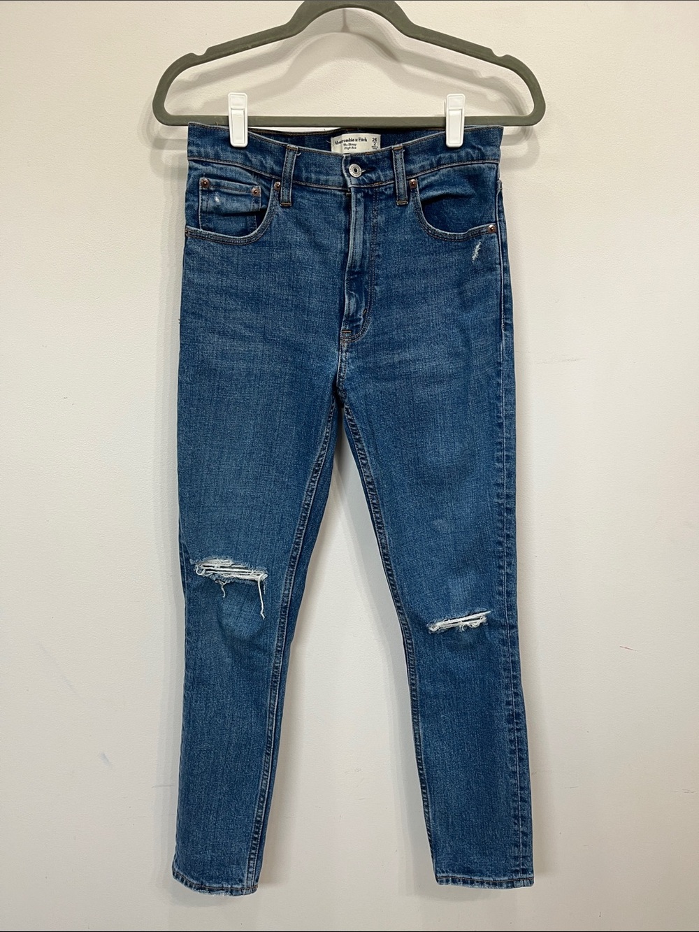 Abercrombie and Fitch The Skinny High Rise Size 2/26